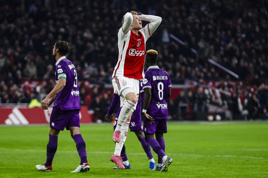 Foto: Buitenland ‘in shock’ na bizar Ajax-interview