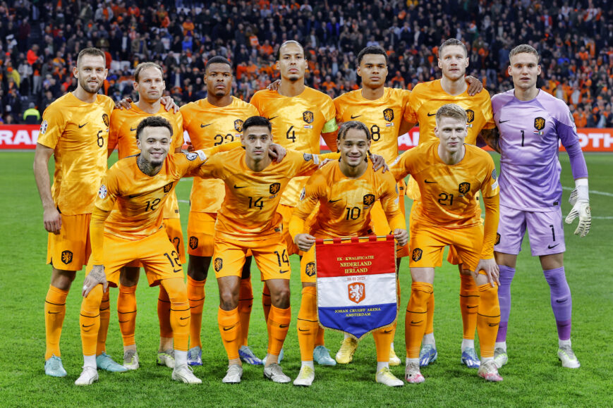 Foto: Oranje-international moet toekijken tijdens EK: “Ik denk wel dat ik gespeeld had”