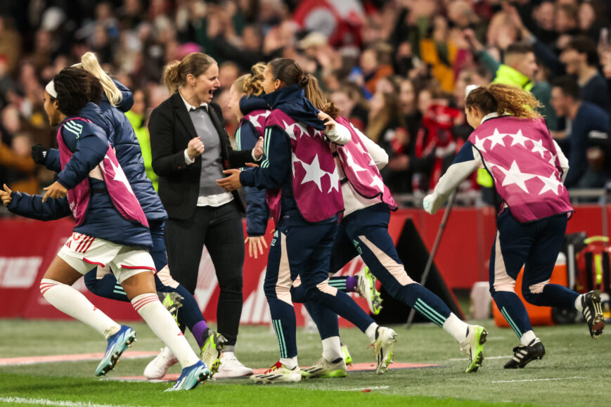 Foto: Succesvolle Ajax-trainer moet biezen pakken