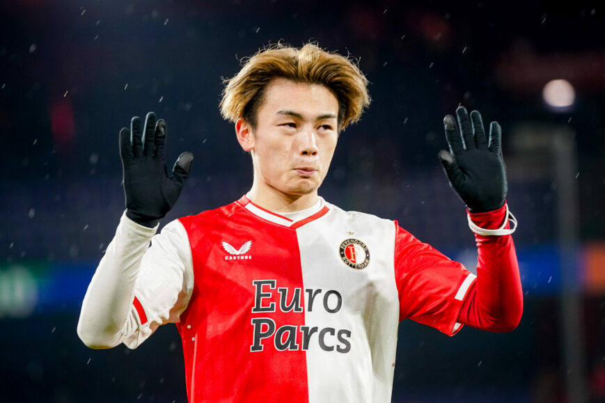 Foto: Michiel Kramer velt zijn oordeel over Feyenoord-spits Ueda