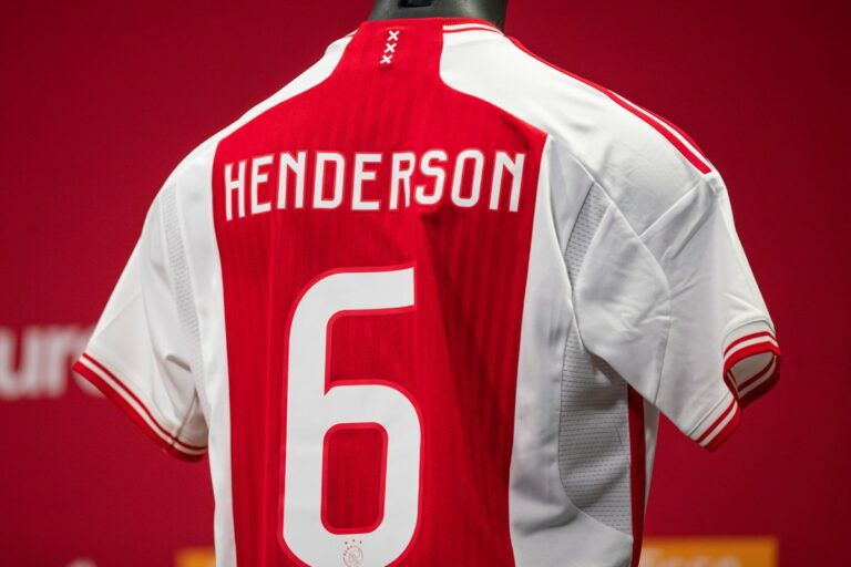 Verrassende Update Over Ajax-debuut Henderson | Soccernews.nl