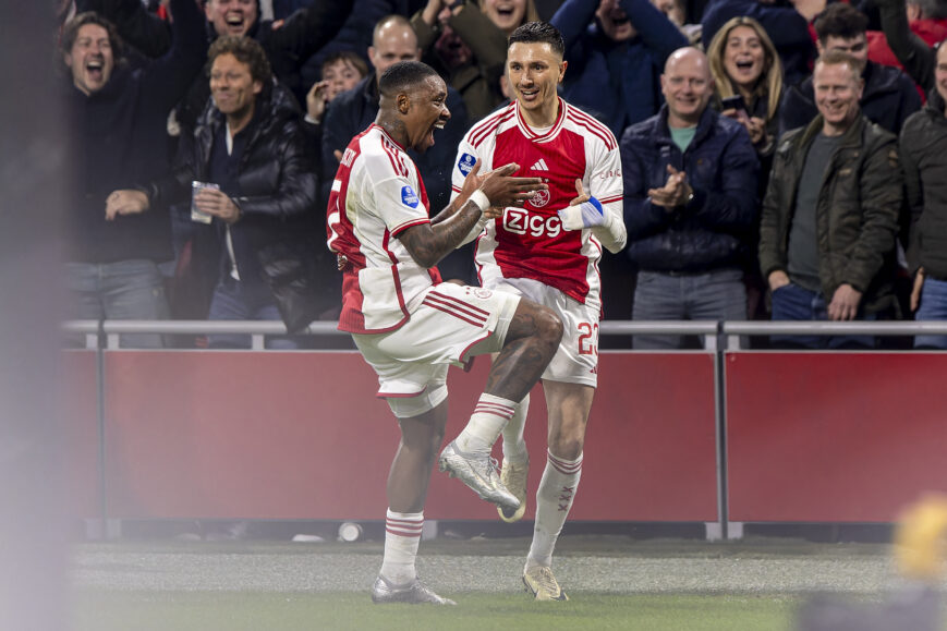 Foto: ‘Ajax-handjes in de lucht voor Feyenoord-zege’