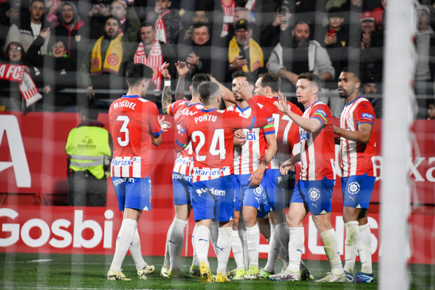 Foto: Girona-coach kijkt door uitslag heen: “Feyenoord gewoon goed tegen Leverkusen”