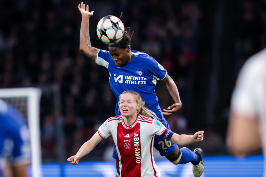 Foto: ‘Ajax-prutsers gaan door met circus verdedigen’