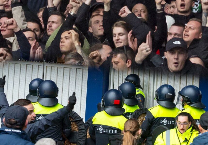 Foto: Schandalige taferelen ná Heerenveen – Feyenoord