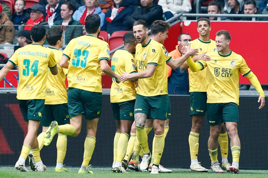 Foto: Lamlendig Ajax mag blij zijn met punt tegen Fortuna