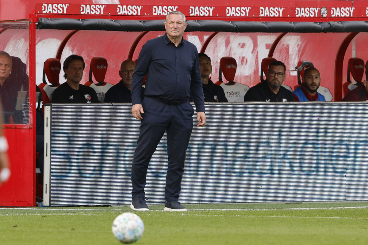 Jans Rekent Af Met Stelling: 