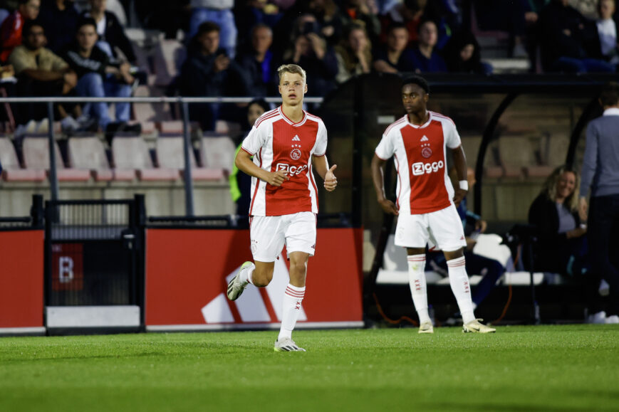 Foto: ‘Feyenoord én PSV roven Ajax leeg’