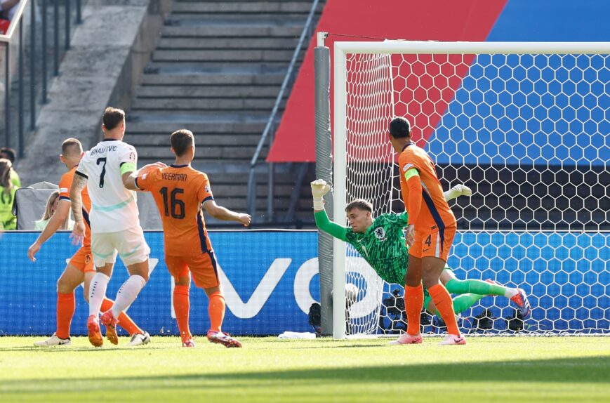 Foto: Oranje op achterstand: zeer pijnlijk moment voor Malen