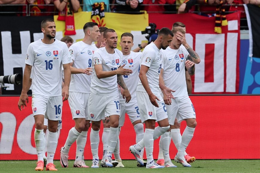 Foto: Dit zijn de opstellingen van Slowakije en Roemenië