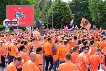 Prachtig: ‘gehate’ Duitser ineens razendpopulair bij Oranje-publiek