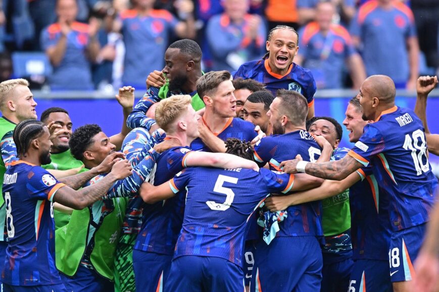 Foto: ‘Shock in Oranje-opstelling tegen Frankrijk’