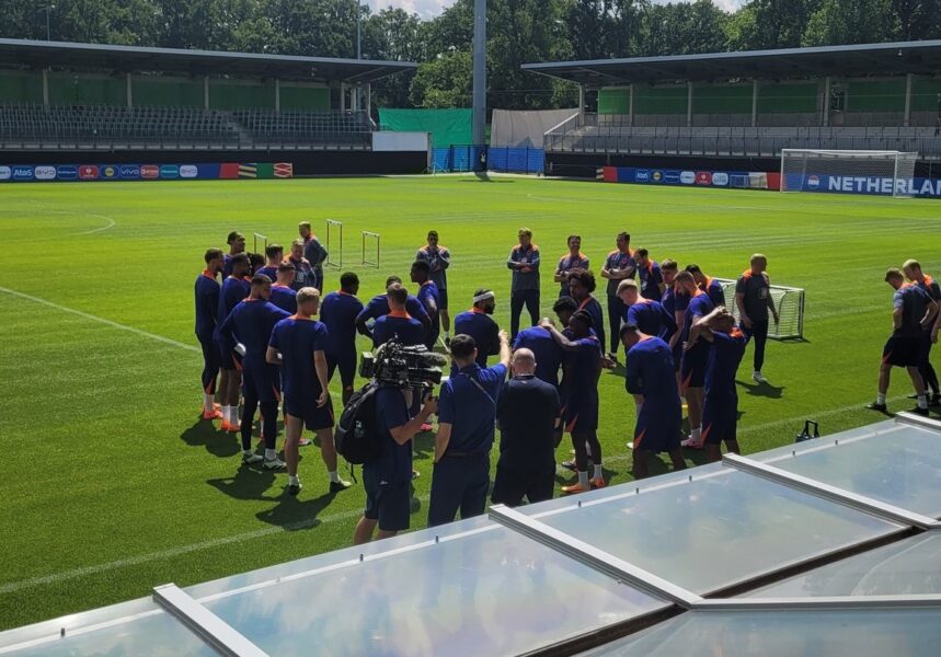 Foto: Training Oranje hermetisch afgesloten, toch één blessureupdate