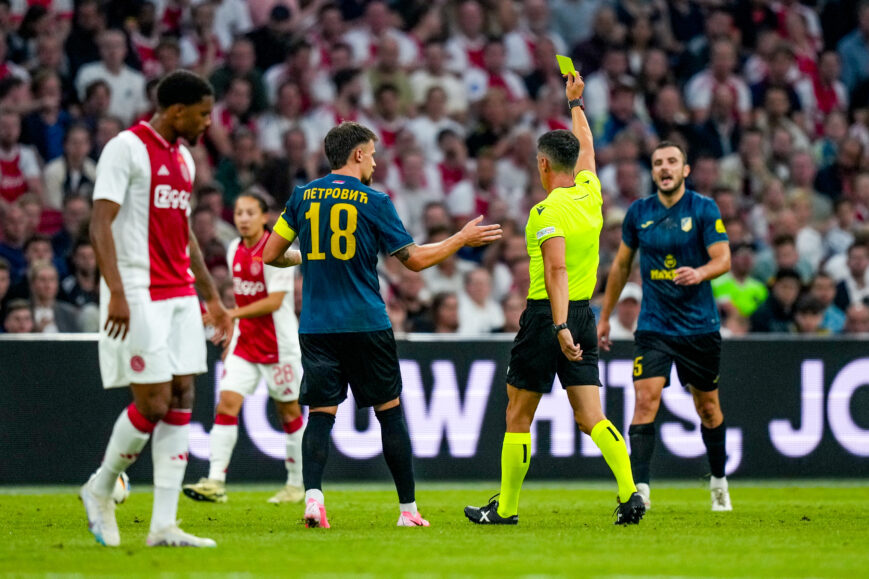 Foto: Ajax moet tegen Vojvodina niet te vroeg juichen