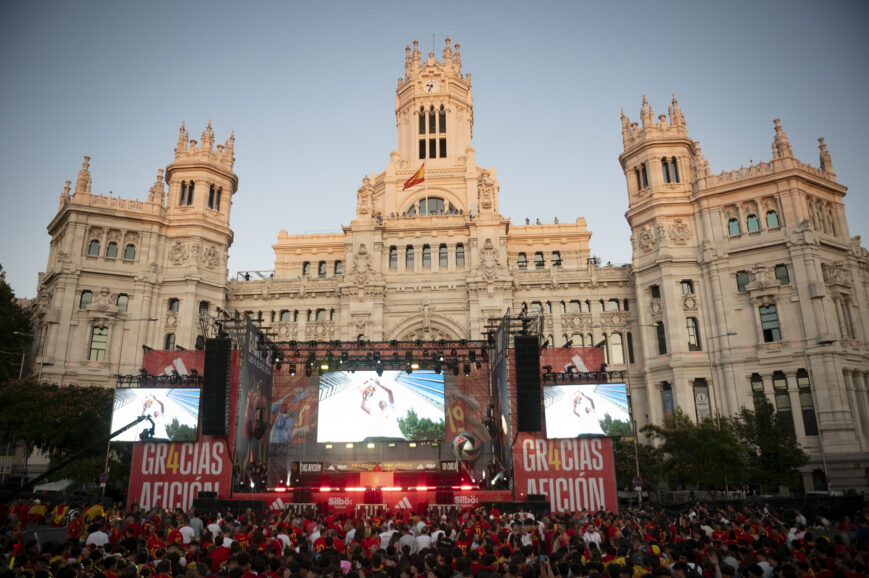 Foto: In beeld: Spanje viert EK-titel op indrukwekkende wijze