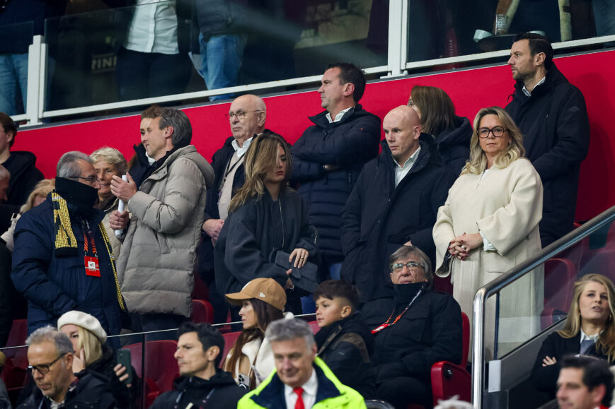 Foto: ‘Ontslag voor Ajax-kop’