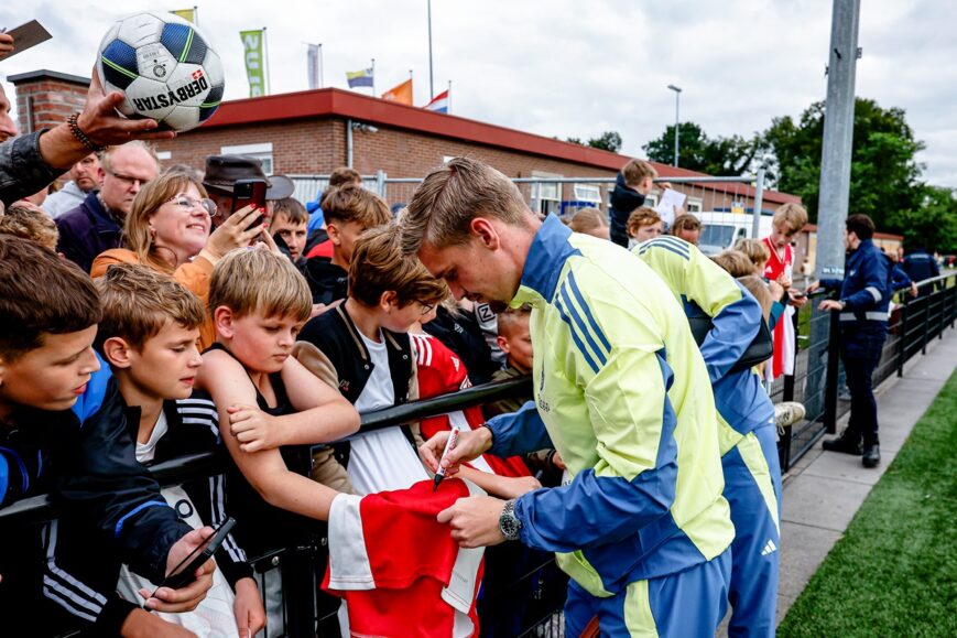 Foto: ‘Kenneth Taylor-verrassing op komst’