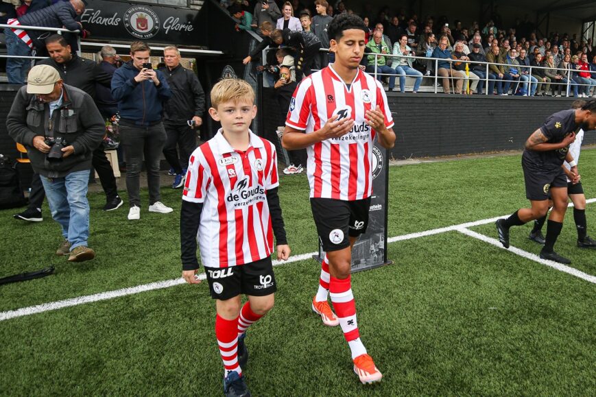 Foto: Oud-PSV’er straalt bij Sparta: “De trainer wil dat ook”