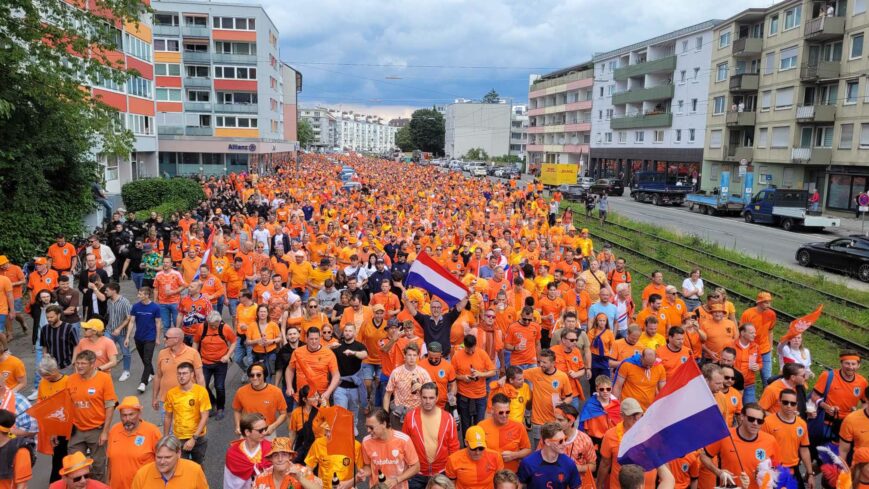 Foto: VIDEO: Oranje Legioen neemt ook München over