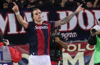 Arsenal wil Italië en Bologna-ster: ‘Calafiori kost vijftig miljoen’