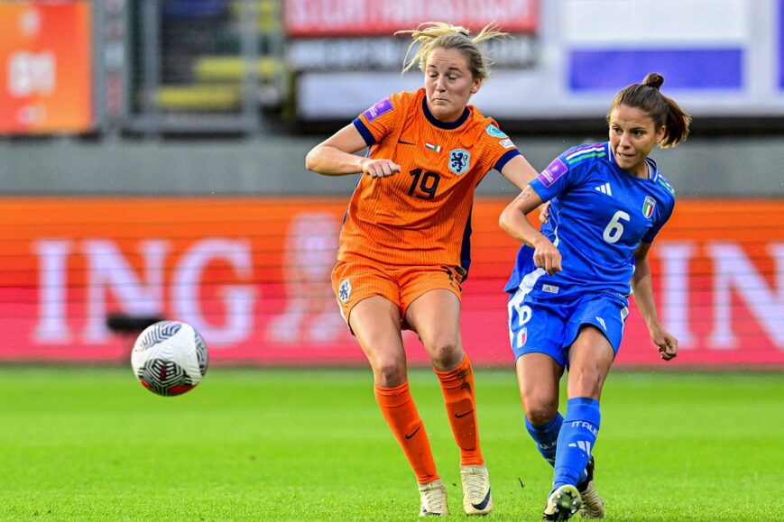 Foto: Oranje Leeuwinnen nog niet zeker van EK