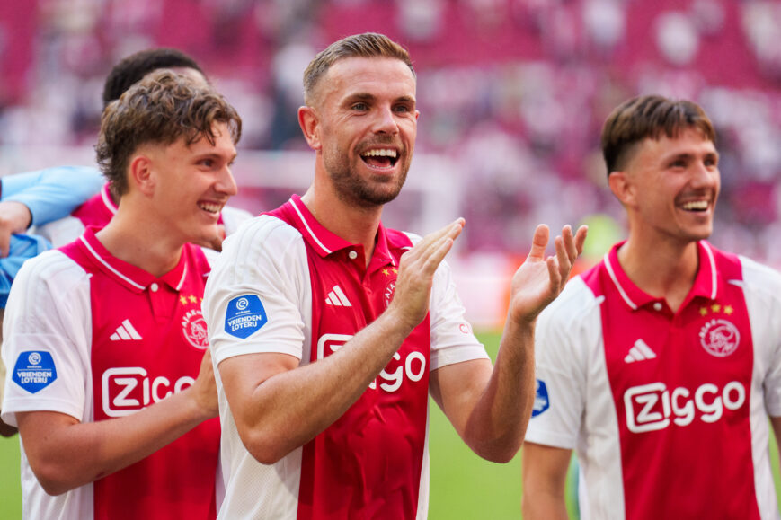 Foto: Henderson gefileerd: “Ga lekker zitten”