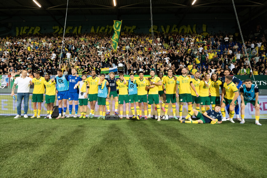 Foto: Stuntclub Fortuna dankt keizer voor bliksemstart