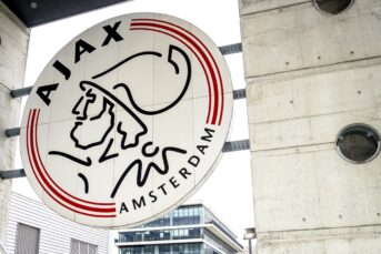 ‘Ajax komt met nieuw jubileumshirt’