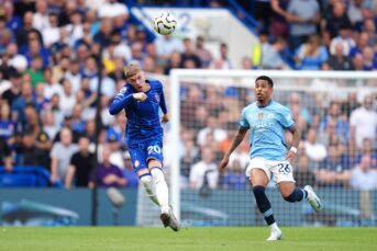 Manchester City zegeviert op Stamford Bridge