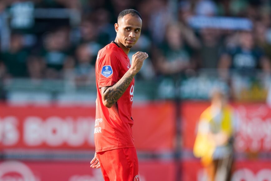 Foto: Almere City pakt eerste punt van het seizoen