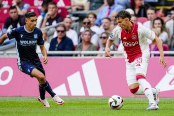 Ajax spreekt vertrouwen in Godts uit