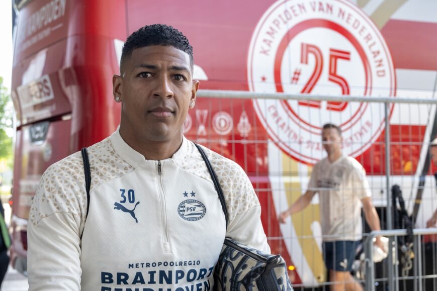 Foto: PSV neemt definitieve Van Aanholt-beslissing