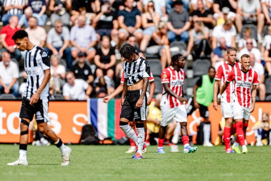 Foto: Kwetsbaar PSV komt met schrik vrij bij Heracles