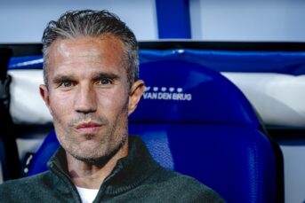 Van Persie worstelt met Heerenveen: “Wel wat zorgen”