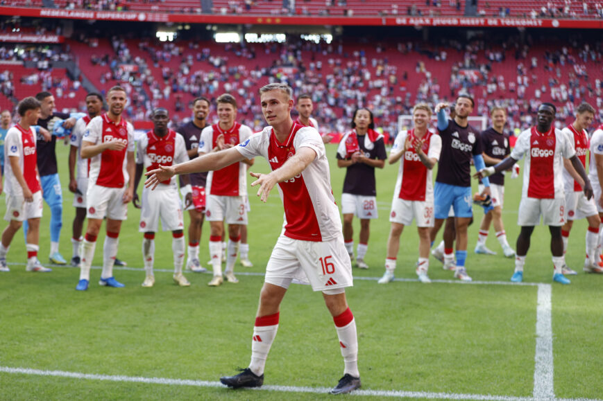 Foto: Ajax heeft tegen Jagiellonia Bialystok wind mee