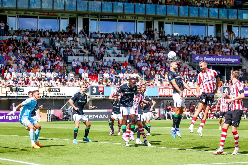 Foto: Feyenoord loopt week voor Klassieker schade op