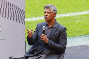 Rijkaard ziet overeenkomst tussen Cruijff en Messi