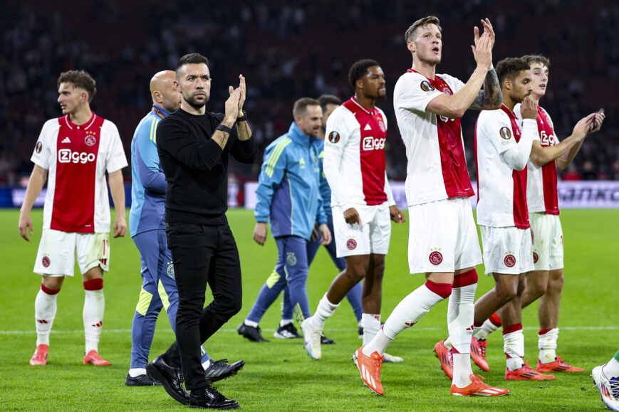 Foto: Farioli ingetogen na klinkende Ajax-overwinning: “Dat is de uitdaging”