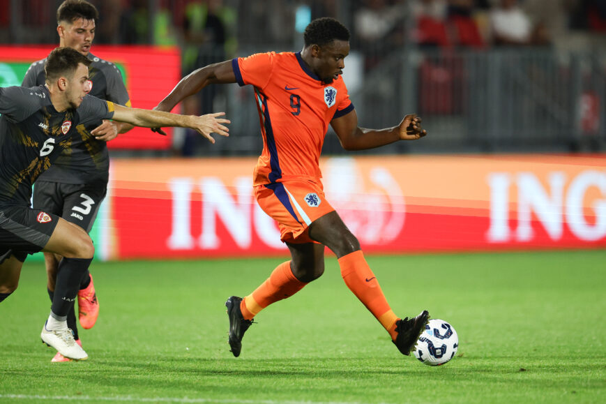 Foto: Ohio over bizar Jong Oranje-moment: “Barkas wordt dan boos”