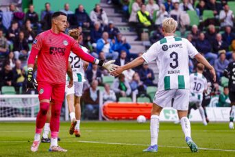 Feyenoord geeft zeker lijkende overwinning weg