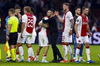 ‘Bonje dreigt tussen twee Ajax-spitsen’