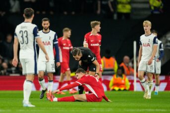 Zorgen om Van Bommel: “Zelfs een gat in zijn schoen”