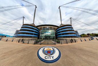 ‘Engelse topclubs willen compensatie van Manchester City’