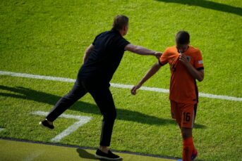 Koeman blikt terug op Veerman-wissel: ‘Zat kapot’