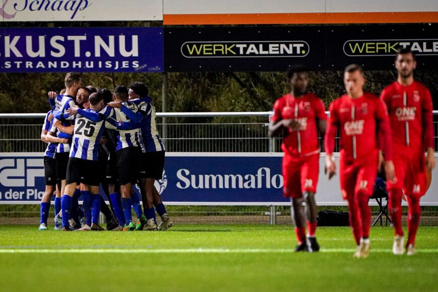 Foto: Fraaie geste Almere City na wanvertoning