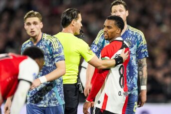 Feyenoord-publiek trakteert Ajacied op pijnlijke spreekkoren