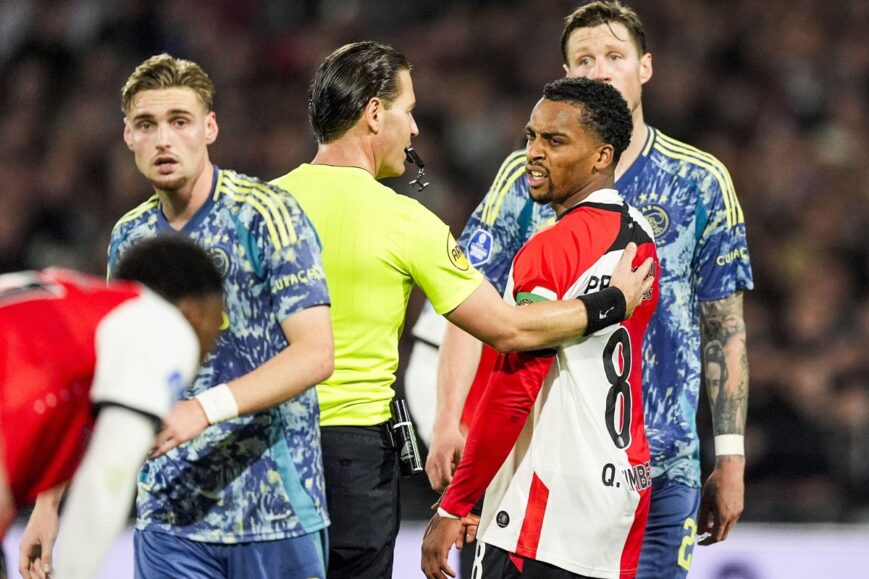 Foto: Over één zaak zijn zowel Feyenoorders als Ajacieden pissig tijdens Klassieker