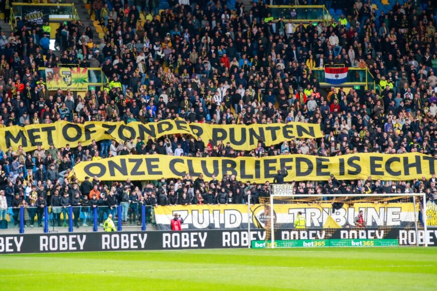 Foto: Nederland loopt leeg over ‘symbolische fopstraf’ voor Vitesse