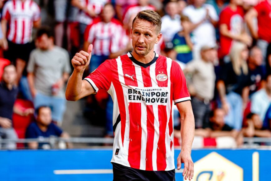 Foto: Luuk de Jong schrijft Nederlandse geschiedenis met basisplek tegen Girona