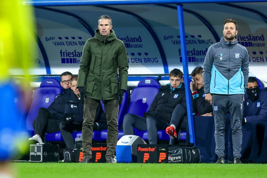 Foto: Zure Van Persie reageert op actie Heerenveen-publiek